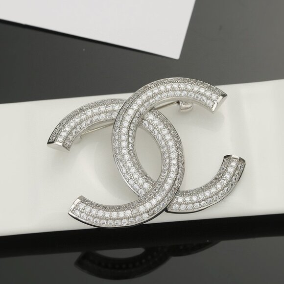 Chanel Crystal - Embellished CC Logo Brooch - Picture 4 of 4